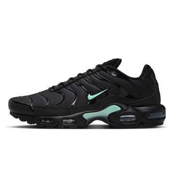 Nike - Black/Mint TN’s