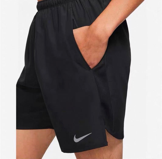 Nike- dri-fit shorts 7" (Asia sizing)